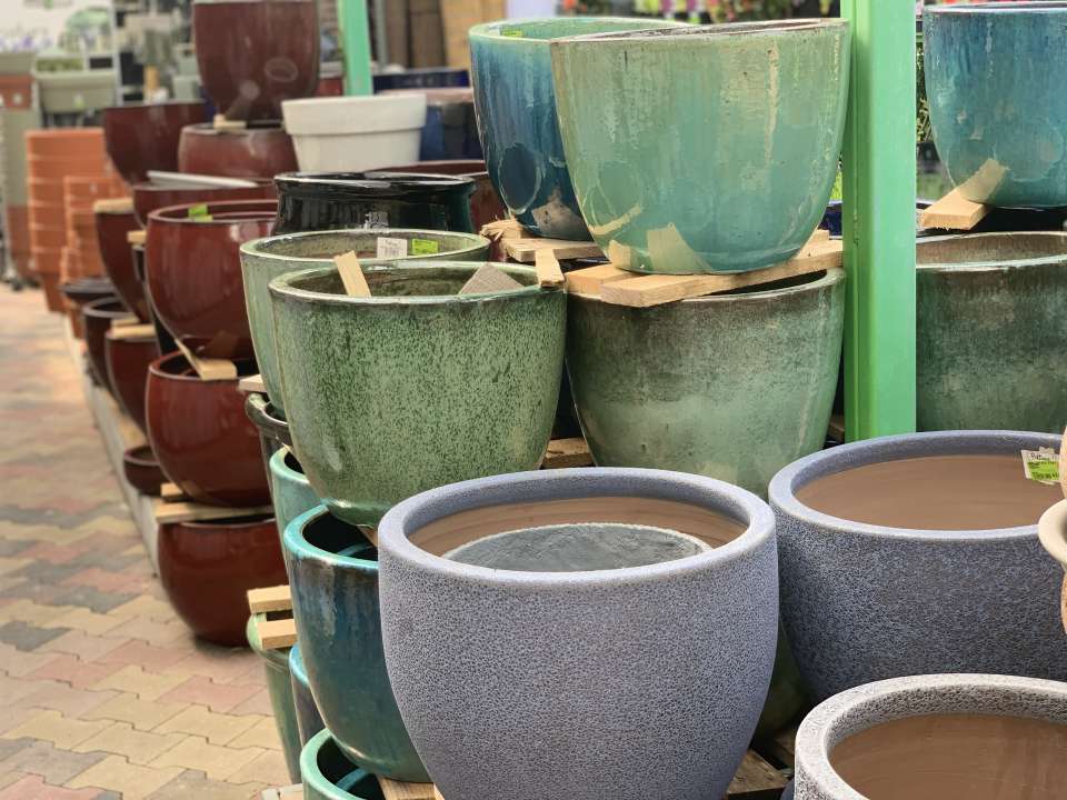 Ga wandelen Aannemelijk wedstrijd Plantenbakken in diverse soorten en maten! - Tuincentrum Nieuw Hanenburg te  Den Haag